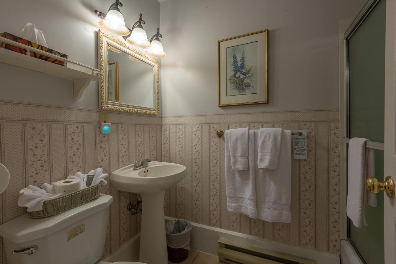 St. Martins Country Inn & Vaughan'S Restaurant Экстерьер фото