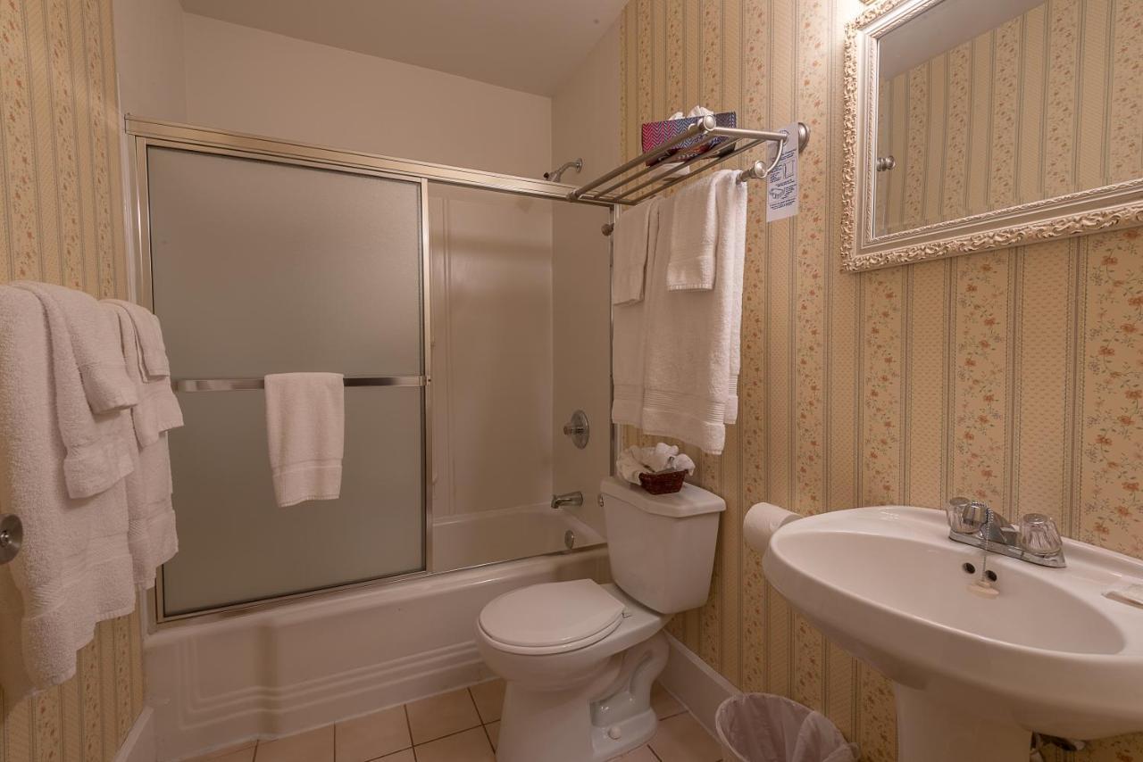 St. Martins Country Inn & Vaughan'S Restaurant Экстерьер фото