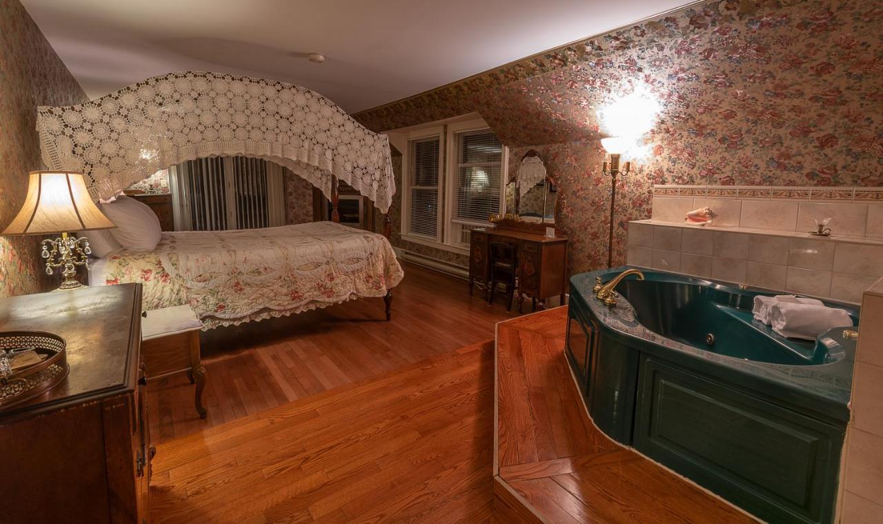 St. Martins Country Inn & Vaughan'S Restaurant Экстерьер фото